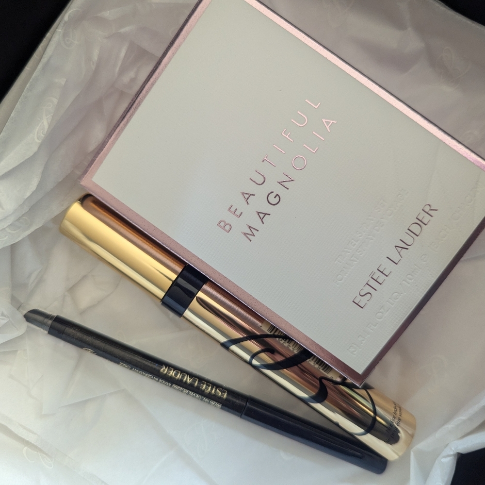 Estee Lauder Beautiful Magnolia Set, mascara and eyeliner!